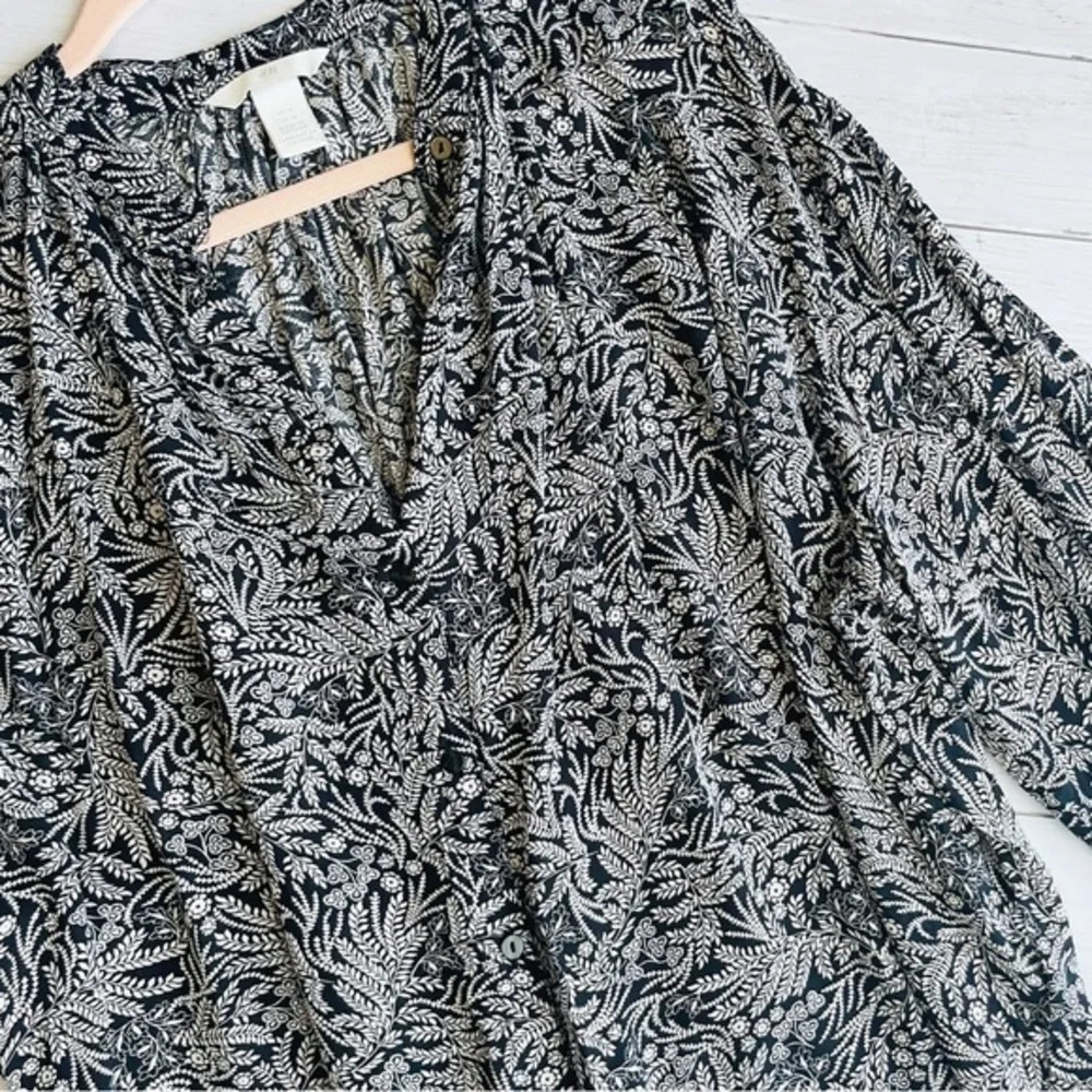 H&M Black Floral‎ Printed Peasant Top Size 10 - Picture 4 of 6